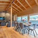 아파트 Luxury Sankt Lorenzen 장크트 로렌첸 오프 무라우